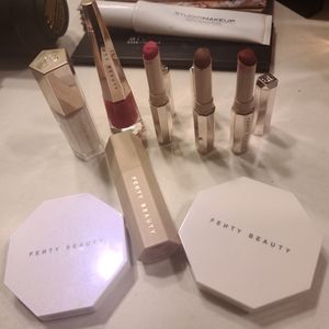 Fenty beauty bundle.